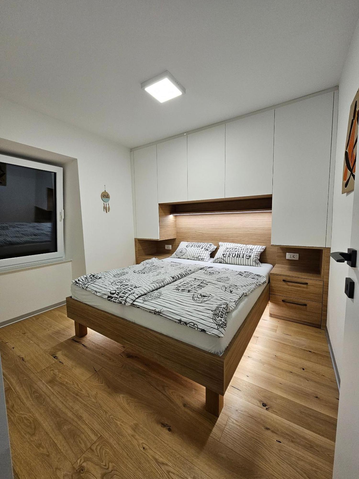 Seaview Apartment Mirjam With Jacuzzi Portoroz Exterior foto